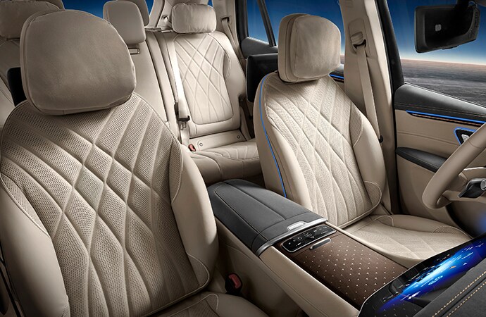 2023-EQS-SUV-FMG-006-2UP-DR-interior.jpg