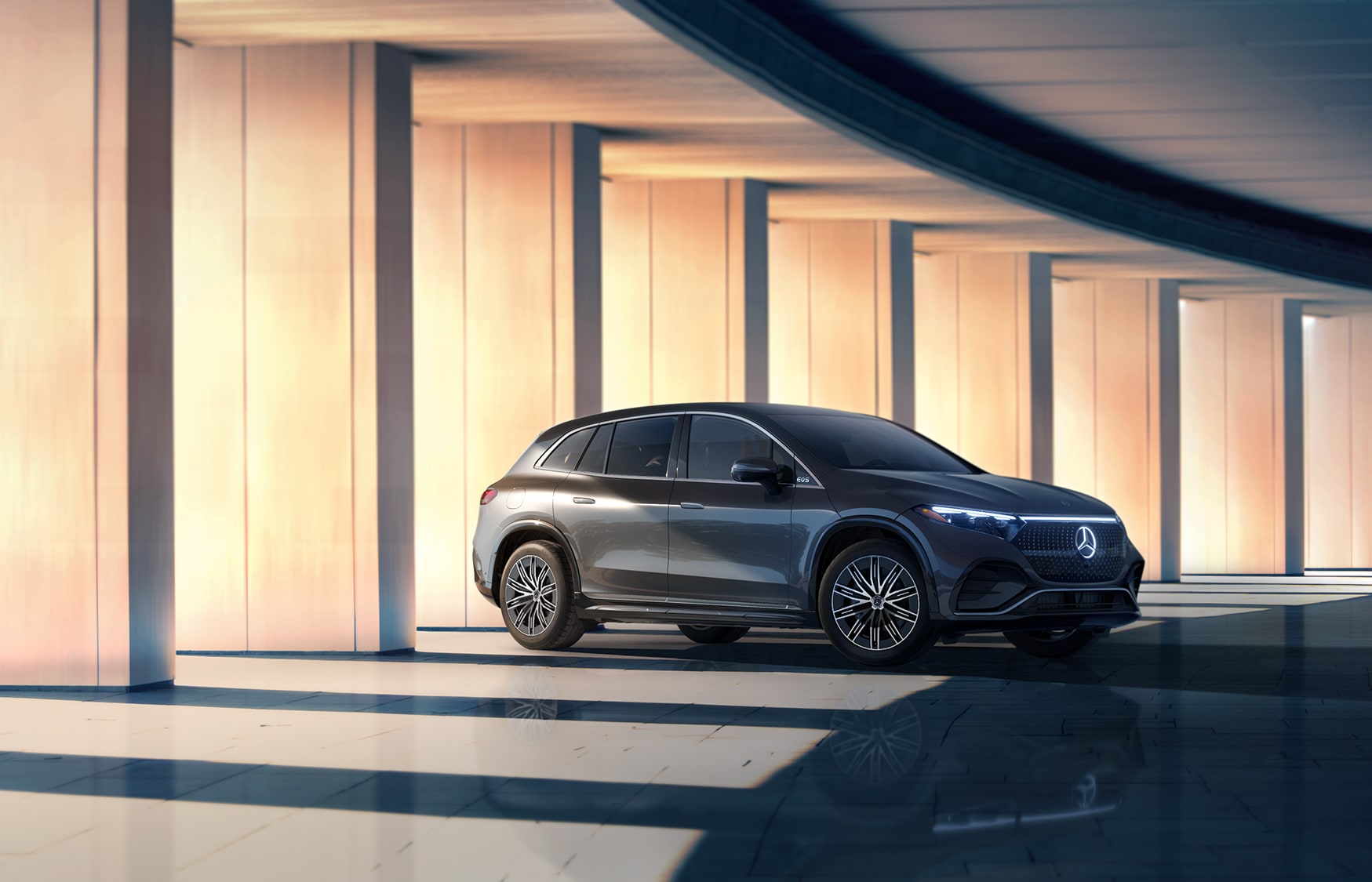 2023-EQS-SUV.jpg