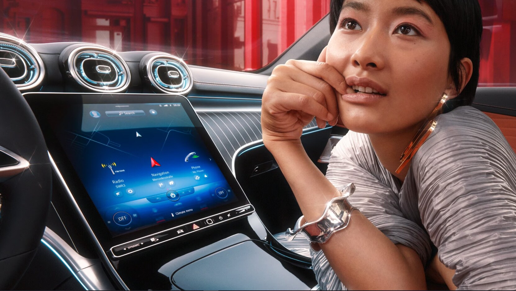 2023-Mercedes-Benz-C300-4matic-2.PNG