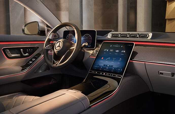 2021-S-SEDAN-LTG-02-DR_1.jpg