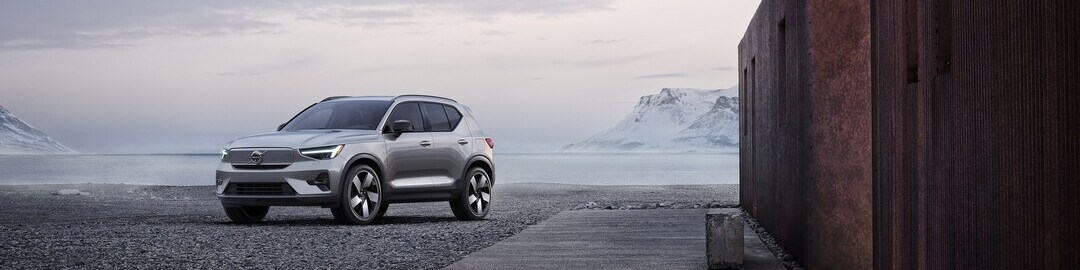 2025 Volvo XC40