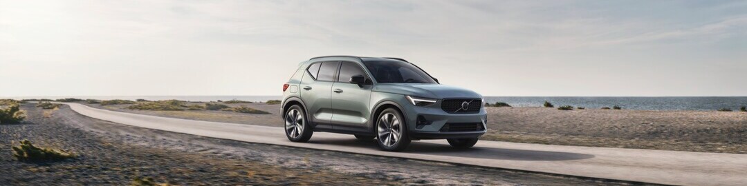 2025 Volvo XC40