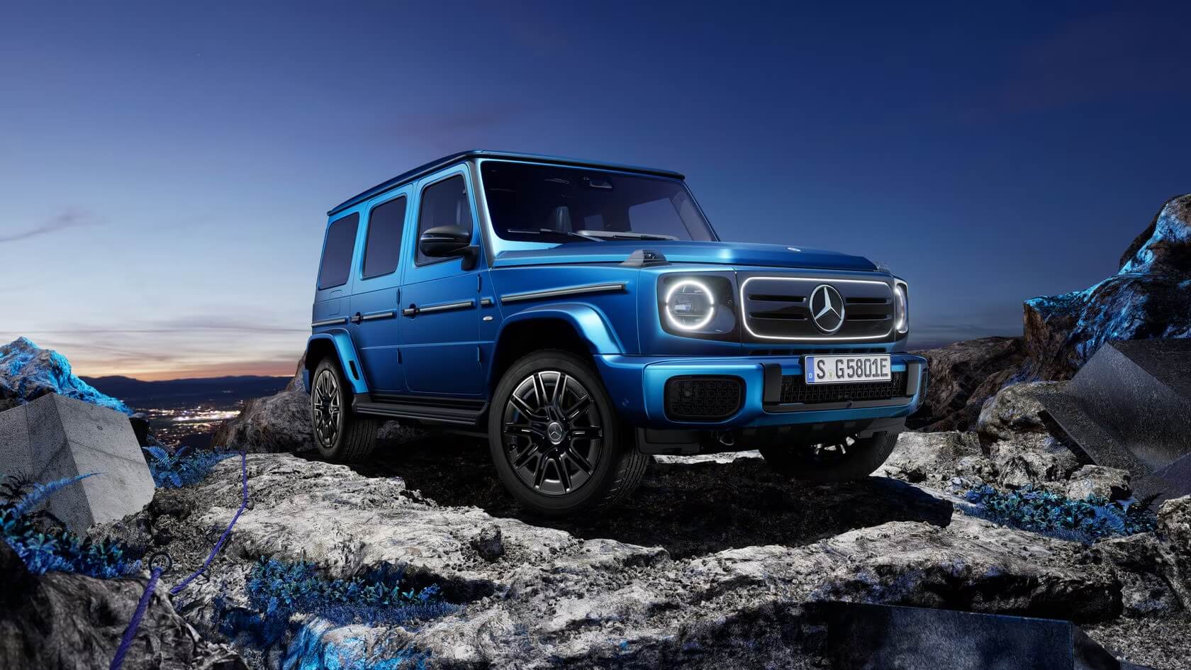 All-New 2025 Mercedes-Benz G 580 Mercedes-Benz G 580 in rocky terrain