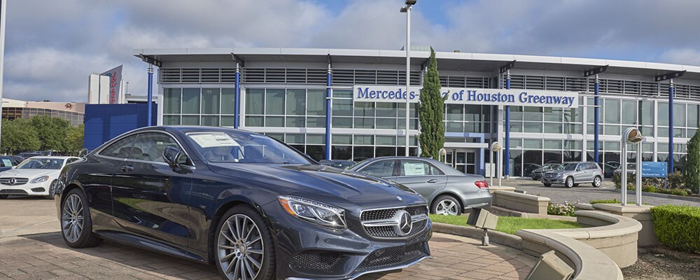 Exterior View of Dealership Serving Bellaire