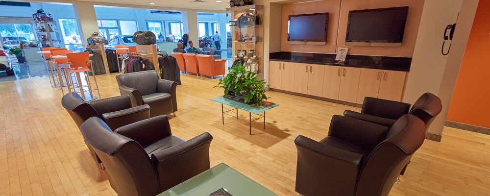 Mercedes-Benz of Houston Greenway Finance Center