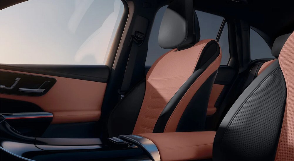 Mercedes-Benz%20dealer%20near%20Redding%20-%202025%20Mercedes-Benz%20GLC%20SUV%20-%20Seating.jpg