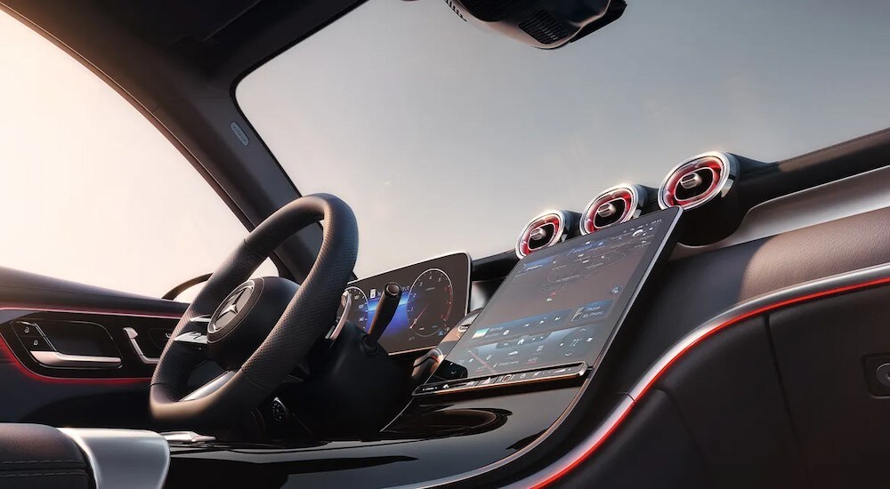 Mercedes-Benz%20dealer%20near%20Redding%20-%202025%20Mercedes-Benz%20GLC%20SUV%20-%20Dash.jpg