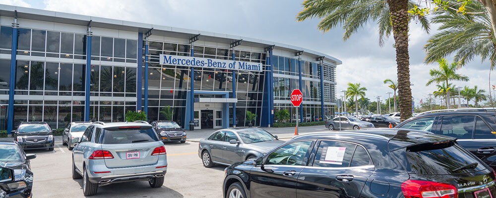 Exterior View of Daelership Serving Miami