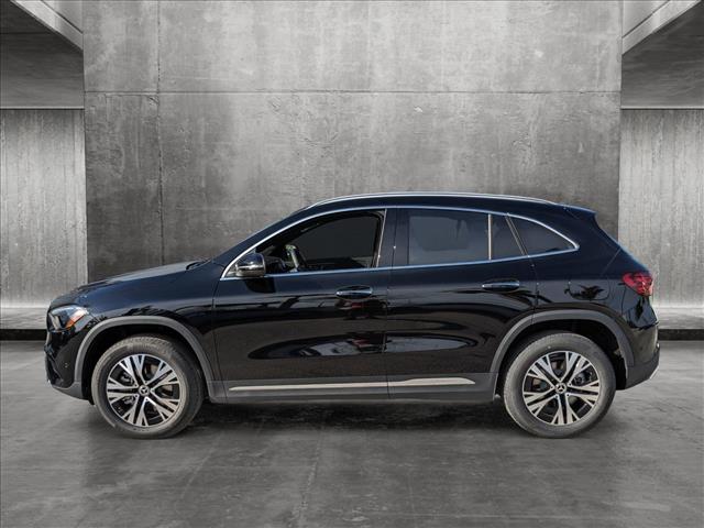 Mercedes-Benz GLA 250 SUV Mercedes-Benz GLA 250 SUV
