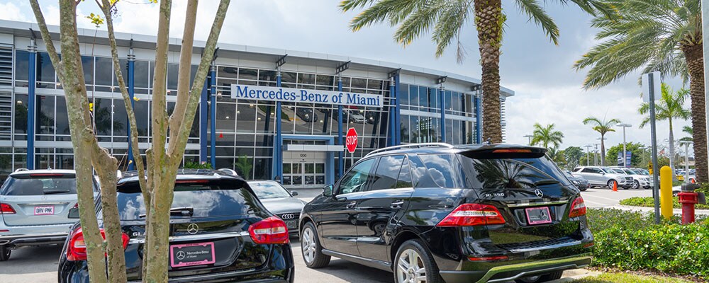 Exterior View of Dealership Serving Hialeah