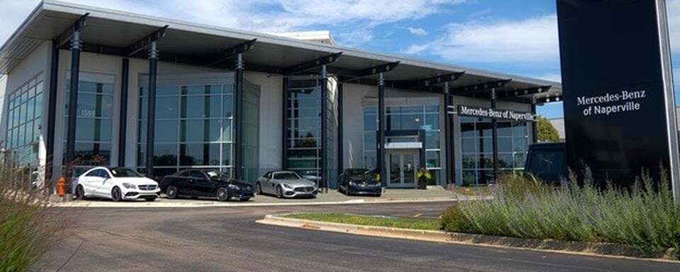 Exterior View of Dealership Serving Naperville