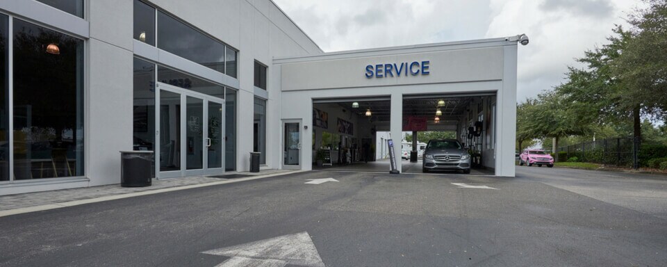Mercedes-Benz of North Orlando Service Center Mercedes-Benz of North Orlando service center entrance