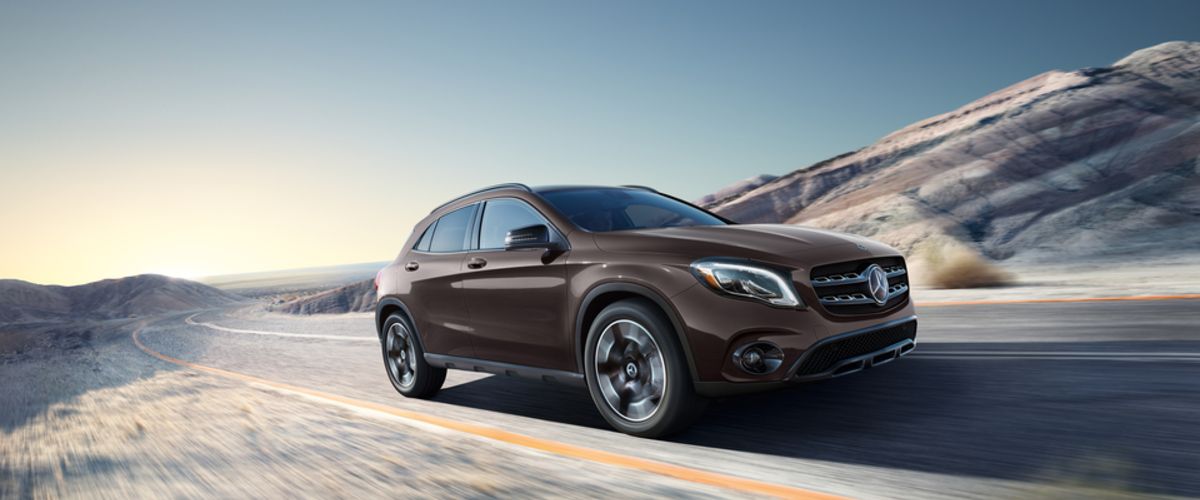 2020-MercedesBenz-GLA-250-SUV-L02 (1).jpeg