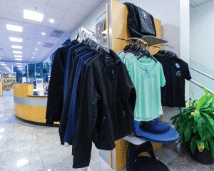 Boutique-300x240.gif