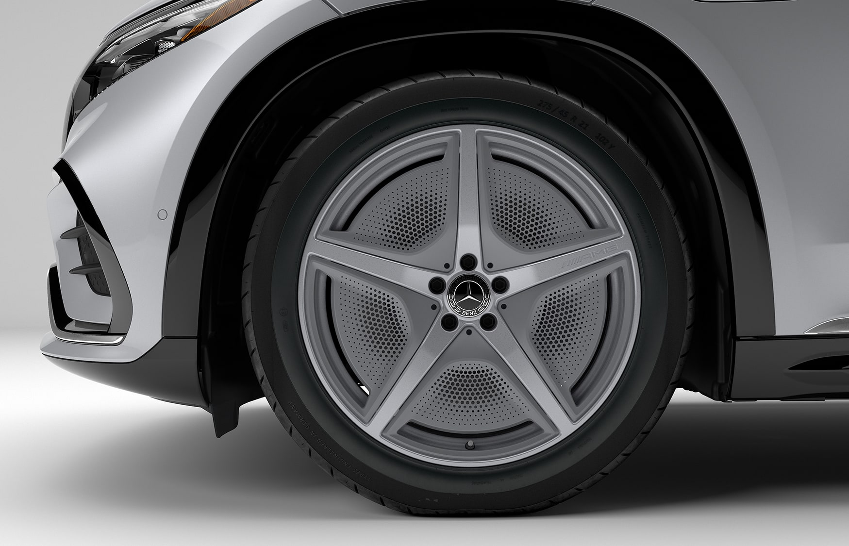 2023-EQS-SUV-Gallery_016-XL.jpg