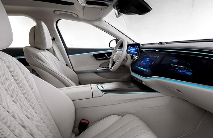 2024-E-SEDAN-LTG-02-DR.jpg