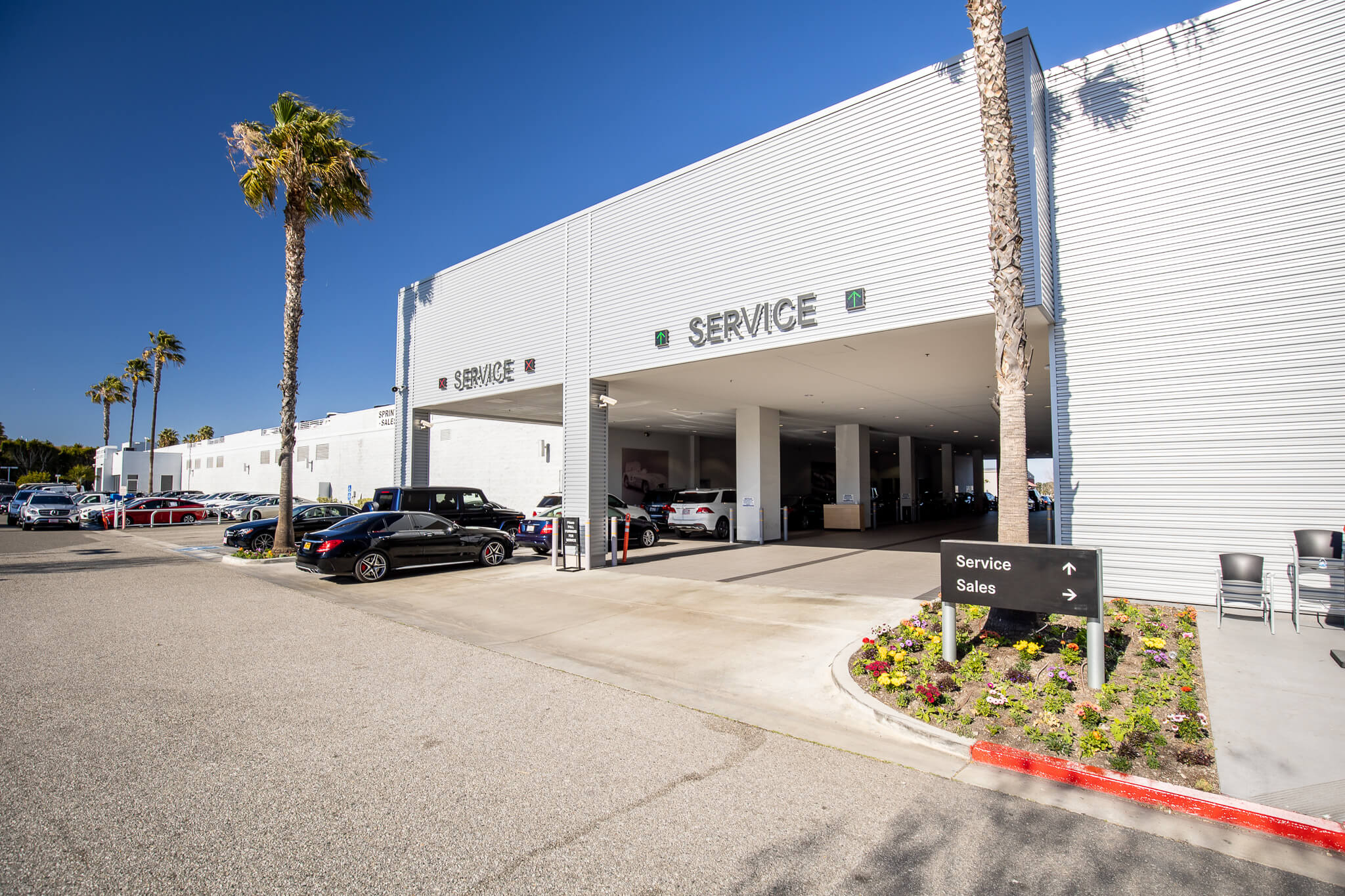 Get expert Mercedes-Benz service in Torrance, CA Exterior view of the service center entrance at Mercedes-Benz of South Bay