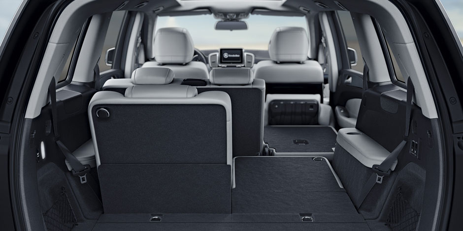 2017-GLS-SUV-CLASS-PAGE-008-CCF-D.jpg Mercedes GLS Interior | Mercedes Benz Tampa
