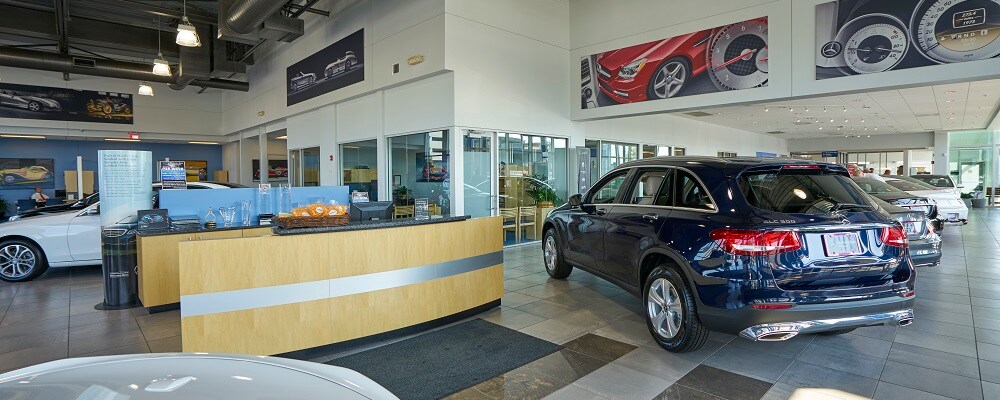 Mercedes-Benz of Westmont Finance Center