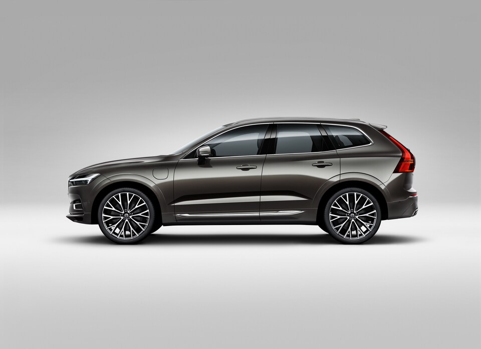 2021 Volvo XC60 Inscription.jpeg 2021 Volvo XC40