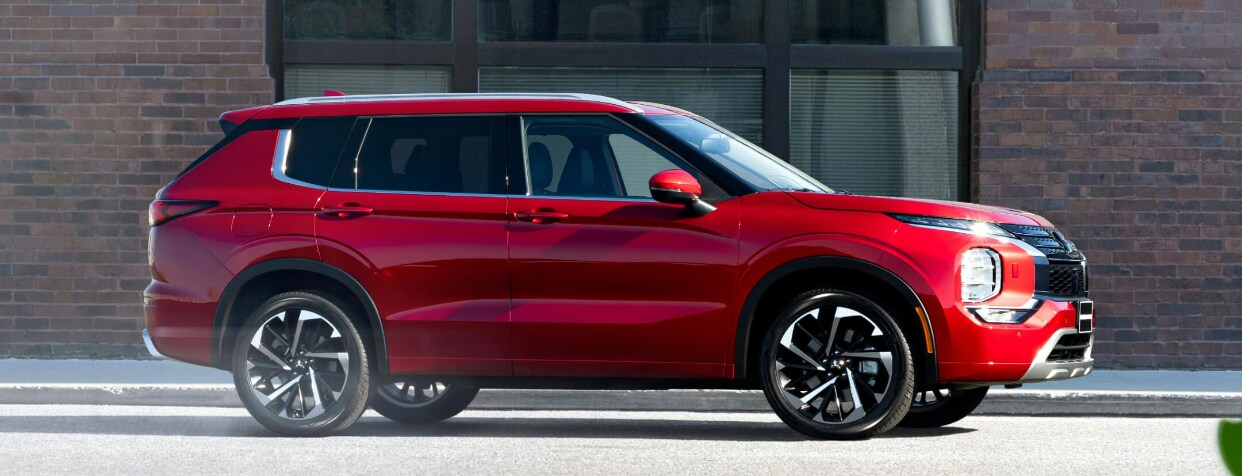2022 Mitsubishi Outlander |
