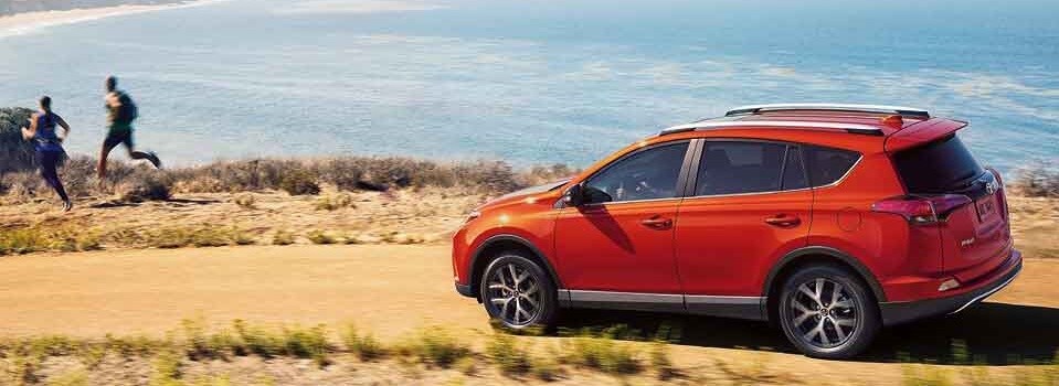 2016-RAV4-SUV.jpg