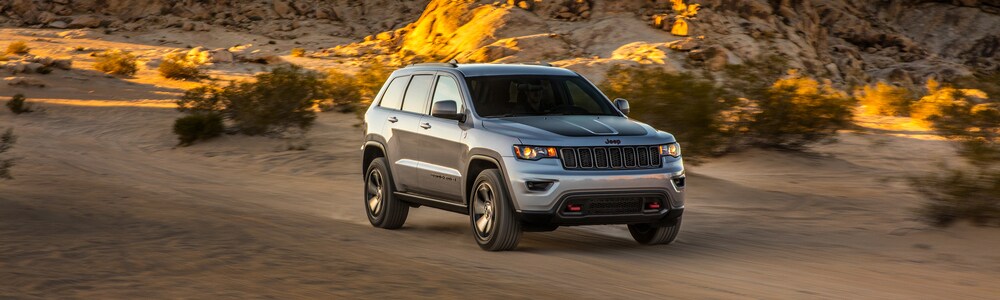 2018-Jeep-GrandCherokee-TrailHawk-SUV-L06.jpg