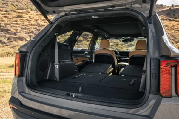 2024_Kia_Sorento_Cargo_Area.png