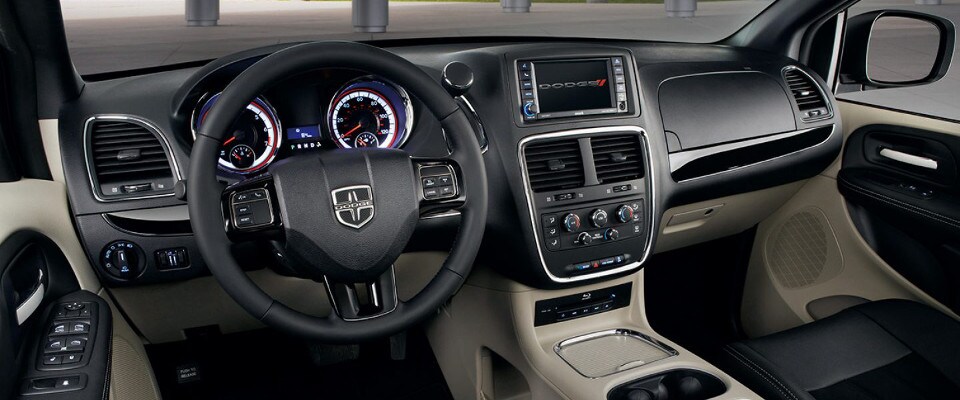2017 Dodge Grand Caravan Interior in Chicago, IL