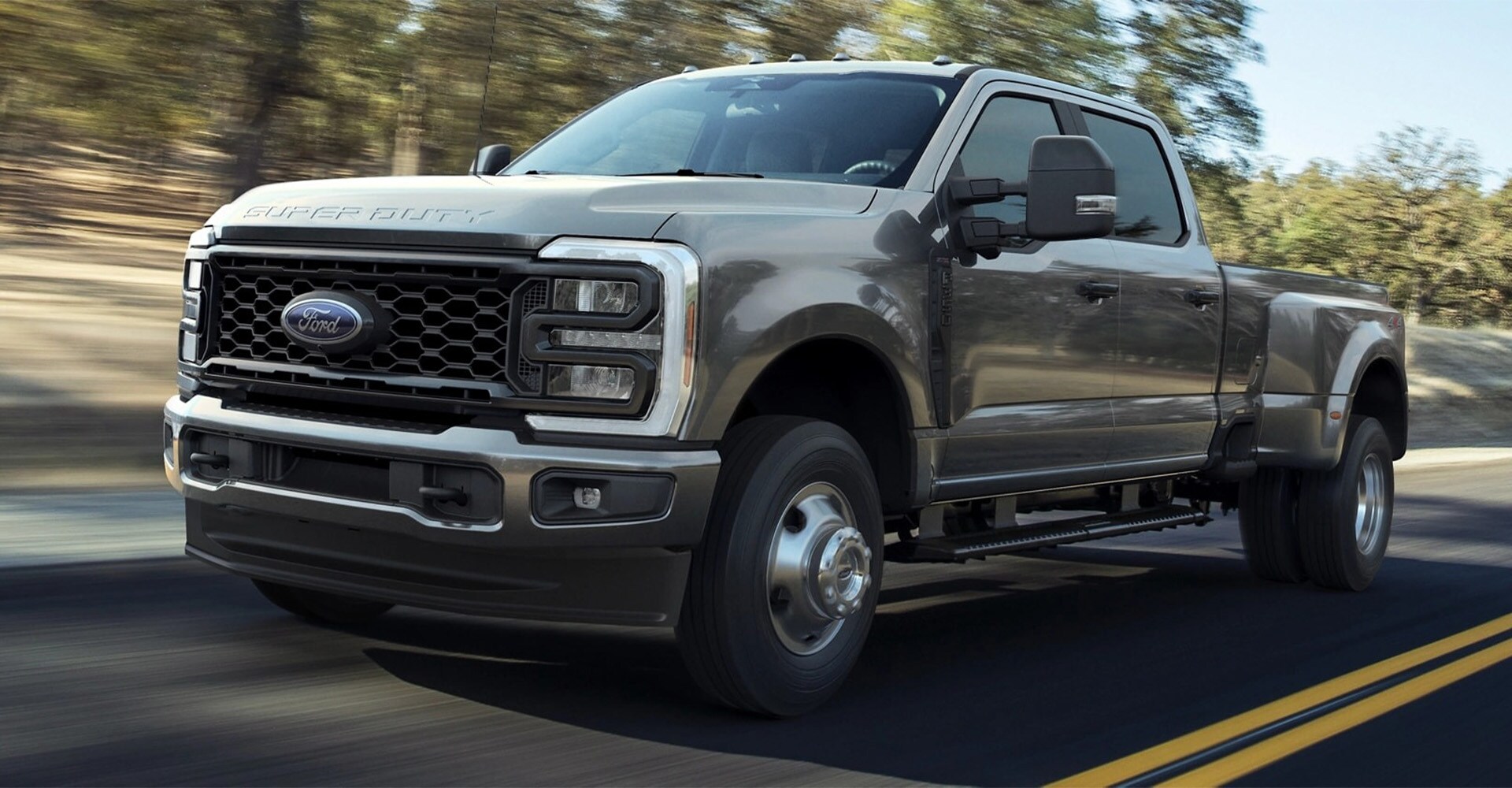 Ford Super Duty Lariat® Ford Super Duty Lariat®