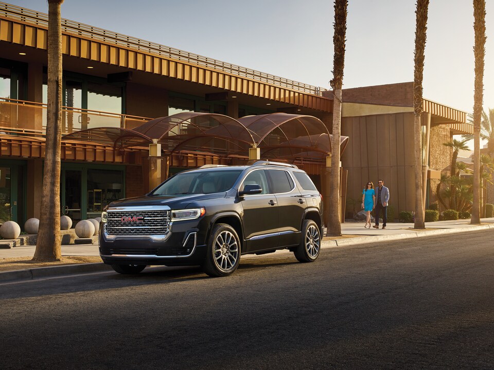 2023-GMC-Acadia-Denali-SUV-L03.jpeg