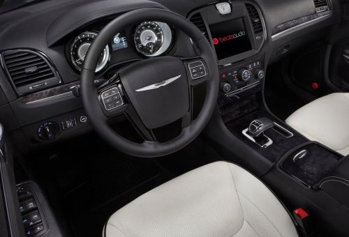 New-Chrysler-300-Interior.jpg New Chrysler 300 Interior