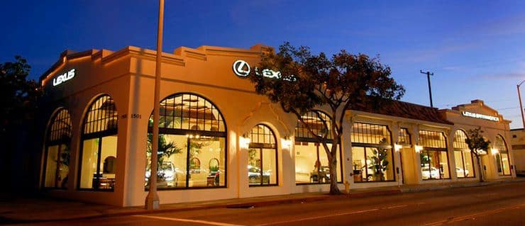 Lexus-Santa-Monica.jpg