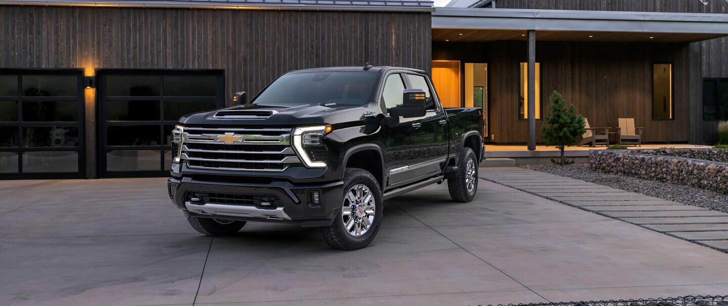 2025-Chevrolet-Silverado2500HD-HIghCoutnry-CrewCab-4WD-Truck-L05-1440x605.jpeg Silverado 2500