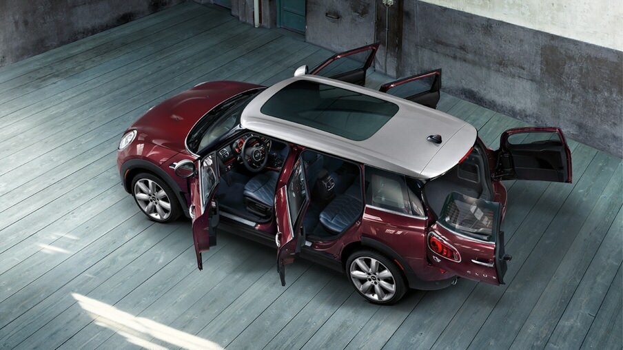 MINI-Cooper-Clubman-with-doors-open.jpg