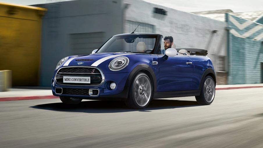 MINI-Convertible-S-34-view-driving-down-road.jpg