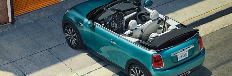 MINI Cooper Finance Center in Madison, WI