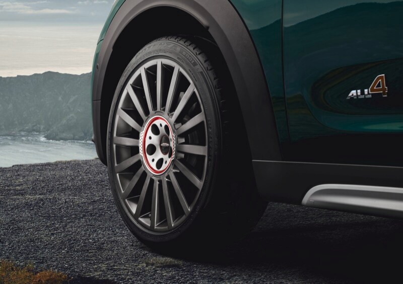 MINI JCW Style 536 Grey Wheel and Tire Set_5.jpg
