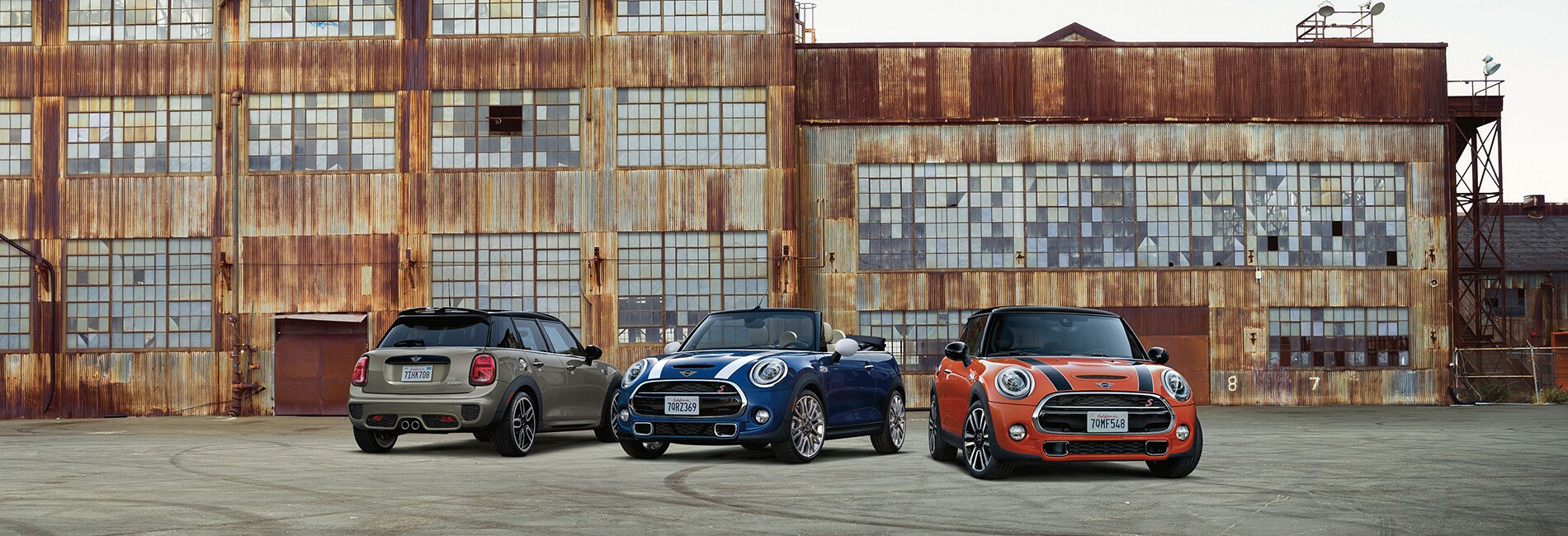 MINI Hardtop 4 Door in Ramsey, NJ MINI Hardtop 4 Door Interior and Exterior Vehicle Features