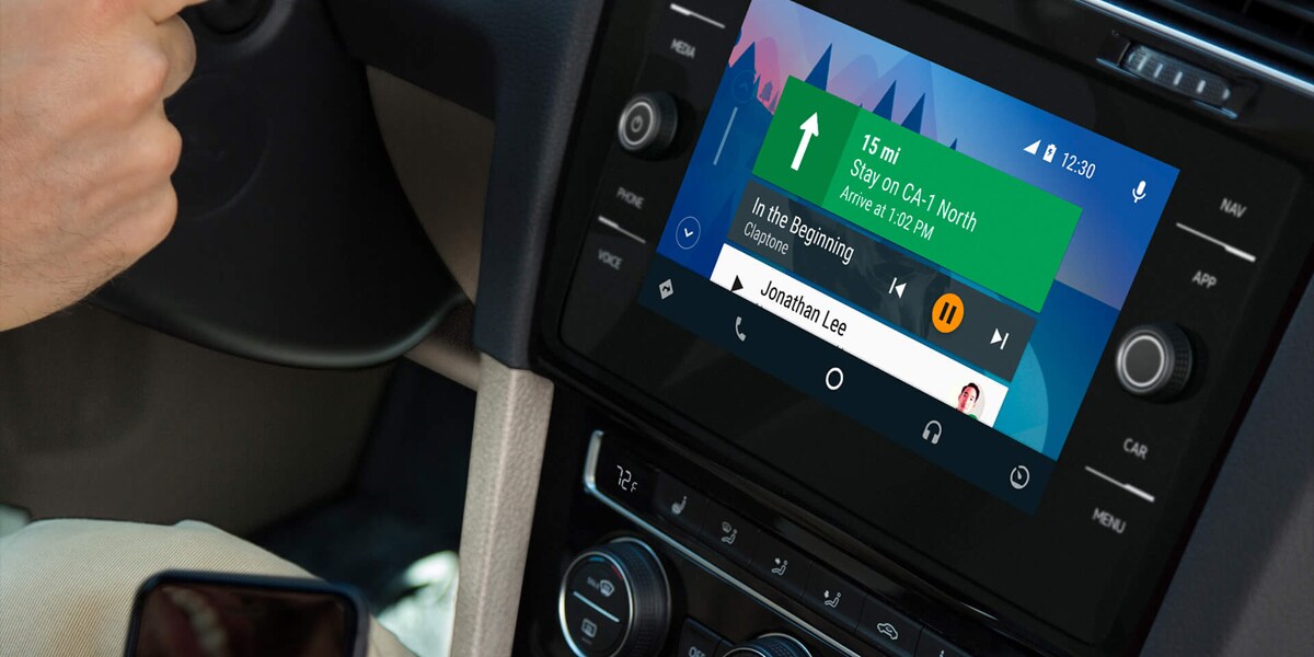 2018 Volkswagen Passat - Technology