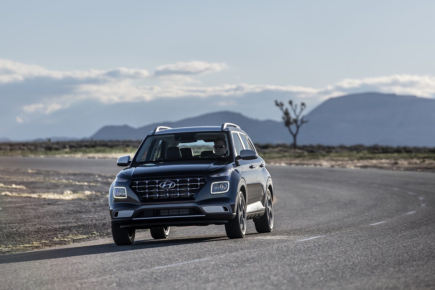 2020-Hyundai-Venue-5881.jpg