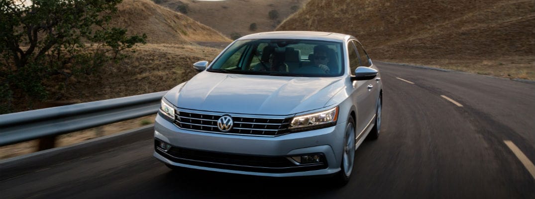 2017-Volkswagen-Passat.jpg
