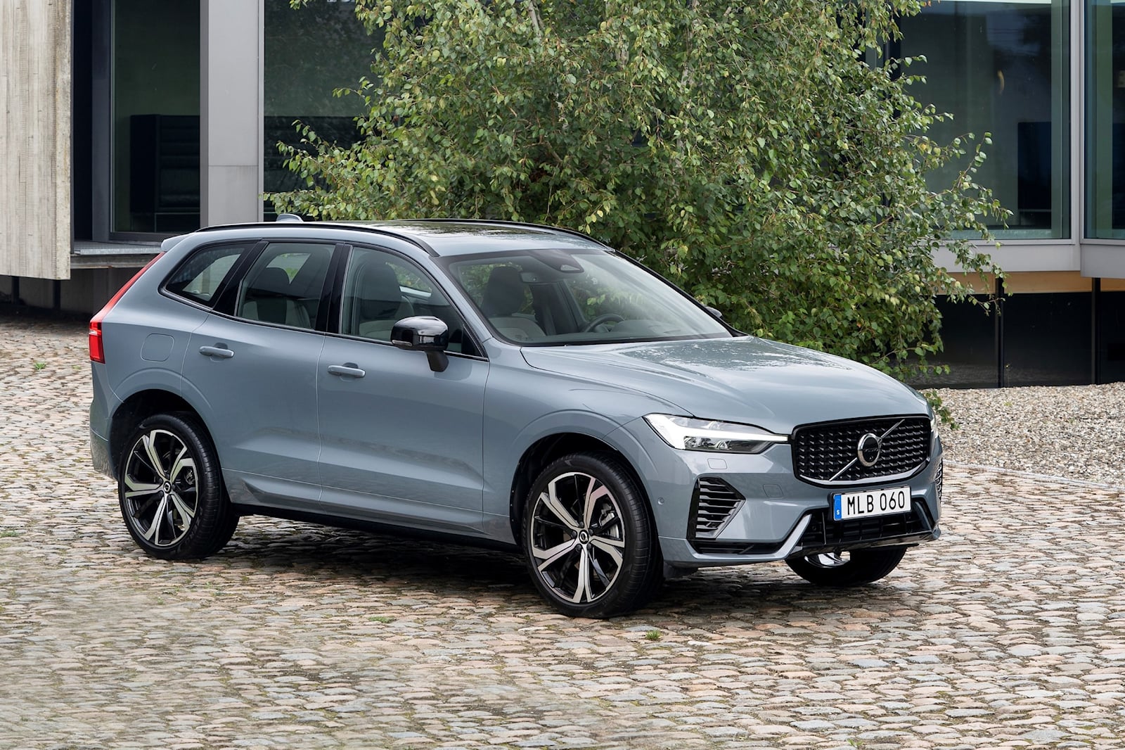 23 xc60.jpg