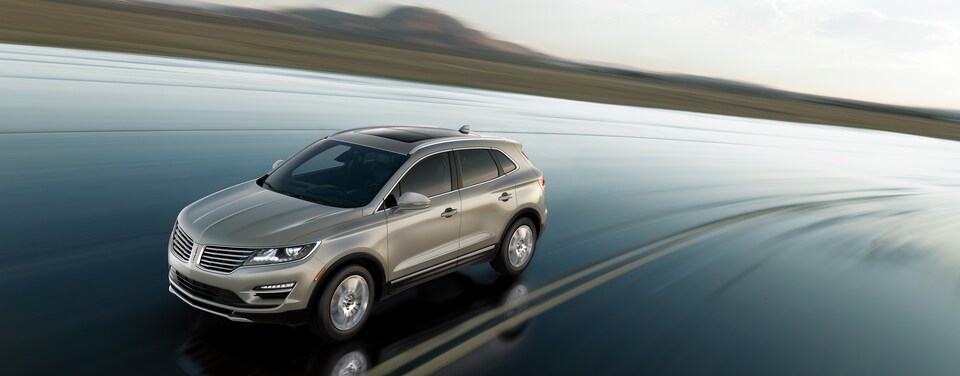 2018 Lincoln MKC.png