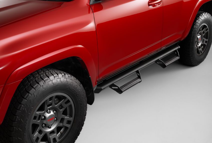 4Runner_2019_PredatorTubeStep_M.JPG