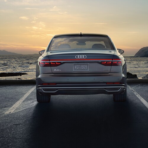 Audi A8
Premium