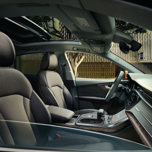 Audi Q8 Driver
Interior