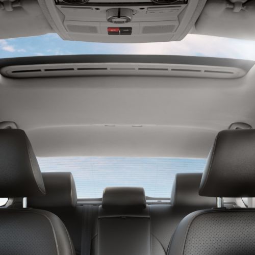 Volkswagen Passat
Sunroof