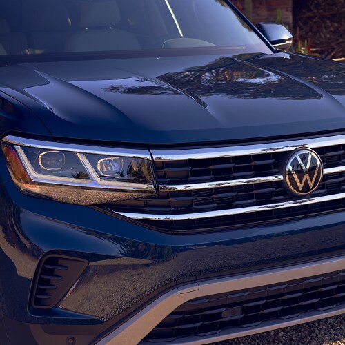Volkswagen Atlas
Front End