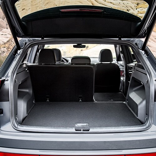 Volkswagen Atlas
Cross Sport